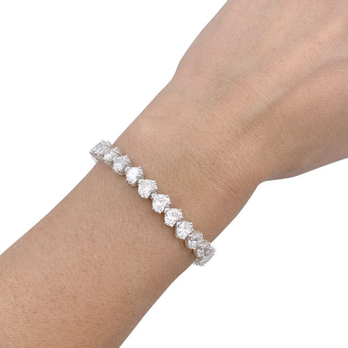 Bracelet Bracelet Dubail Paris, diamants coeurs, platine. 58 Facettes 33141