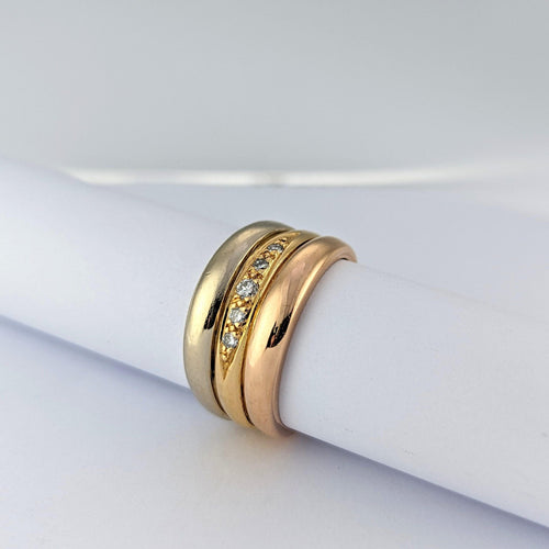 Bague Bague en or jaune et diamants 58 Facettes 18705