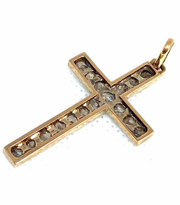 Pendentif Croix chrétienne en diamants 58 Facettes