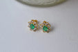 Boucles d'oreilles Puces d'oreilles Marguerites, Emeraudes 58 Facettes Ref2004