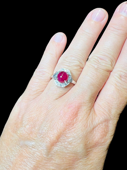 Bague Bague Rubis Cabochon Diamants 58 Facettes 7578 A