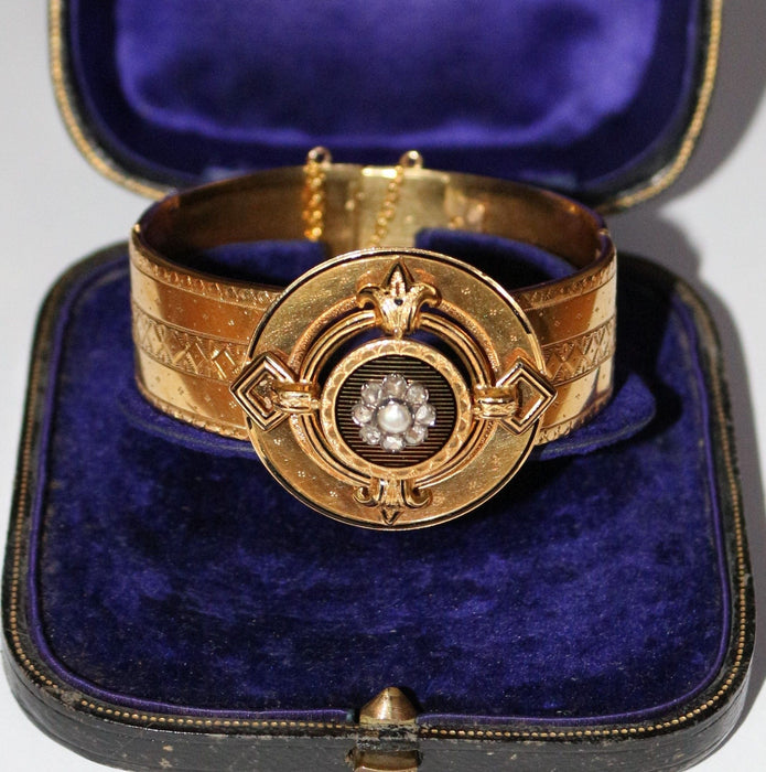 Bracelet Bracelet en or jaune Napoléon III dans son écrin 58 Facettes 428