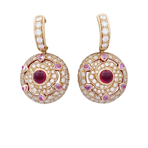 Boucles d'oreilles Boucles d'oreille Boucheron, "Jeanne", or rose, diamants, saphirs roses et rubis. 58 Facettes 33404