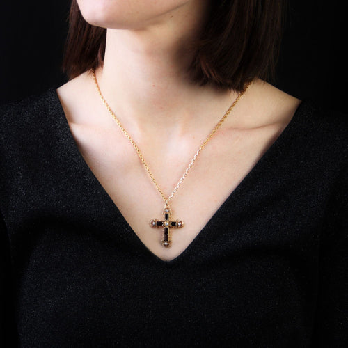Pendentif Croix or jaune diamants grenats 58 Facettes 19-698B