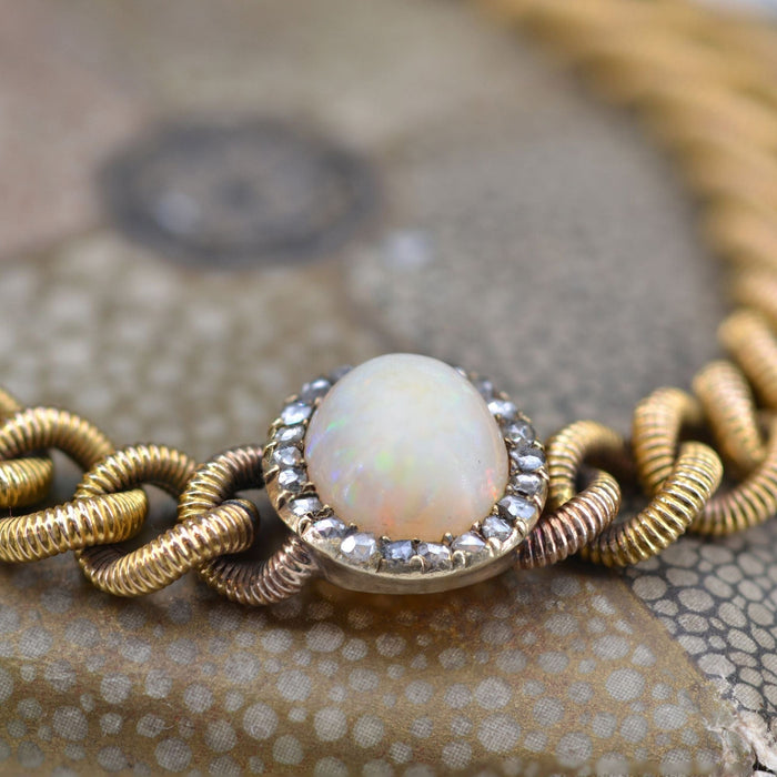 Bracelet Bracelet ancienne gourmette et son motif opale diamants 58 Facettes 22-593