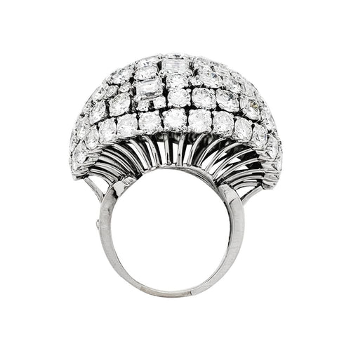 Bague 57 Bague de cocktail platine et diamants. 58 Facettes 30974