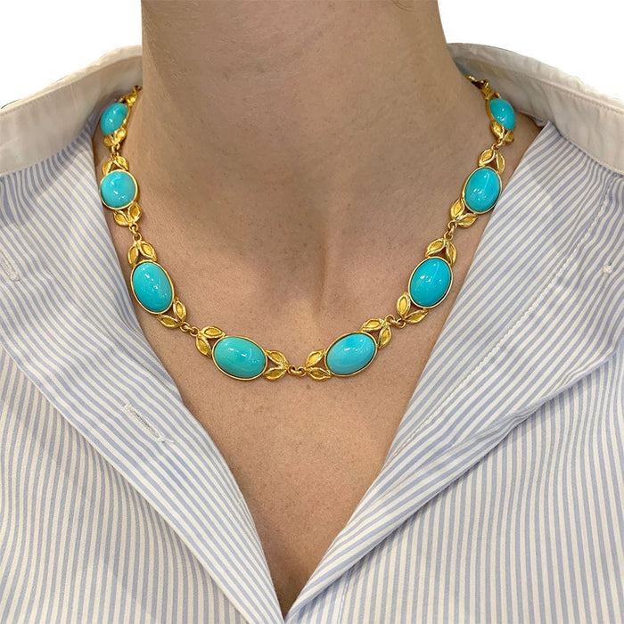 Collier Collier en or jaune décoré de turquoises. 58 Facettes 31468