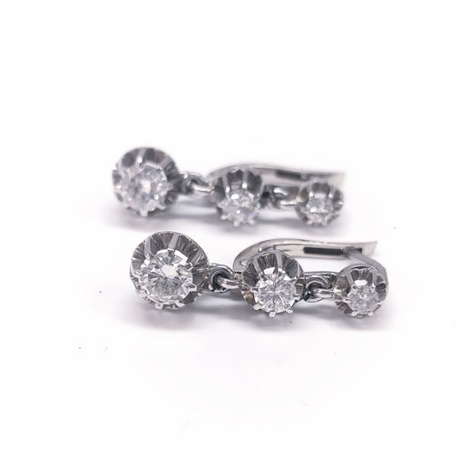 Boucles d'oreilles Boucles d'oreilles Or blanc Diamant 58 Facettes BO.DV.3DT