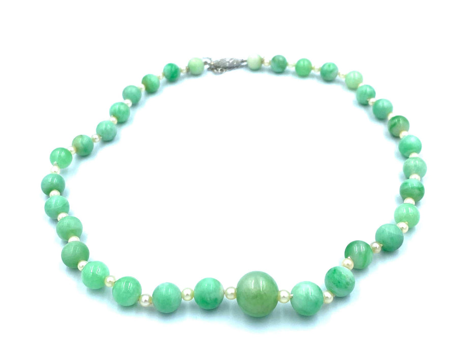 Collier Collier Art Déco, fermoir et platine, jade et perles 58 Facettes