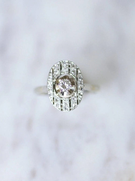 Bague Bague de fiançailles ovale Art Deco platine or blanc et diamants 58 Facettes