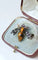 Broche Broche ancienne abeille oeil de tigre et diamants 58 Facettes