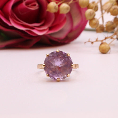 Bague Bague Or jaune améthyste ronde 58 Facettes