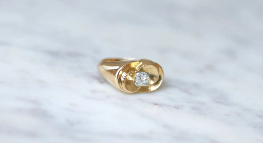 Bague 49.5 Bague Tank retro en or jaune et diamant 58 Facettes