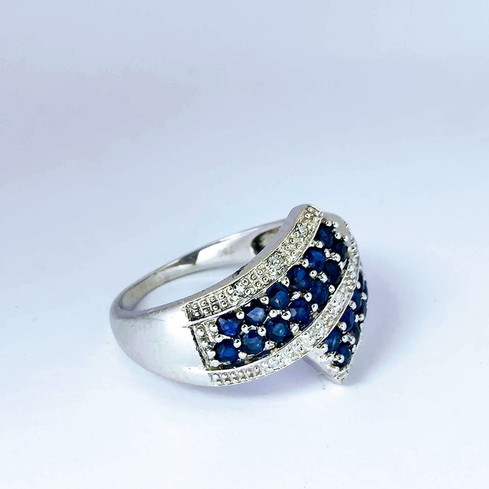 Bague Bague en or blanc diamants et saphirs 58 Facettes 5607