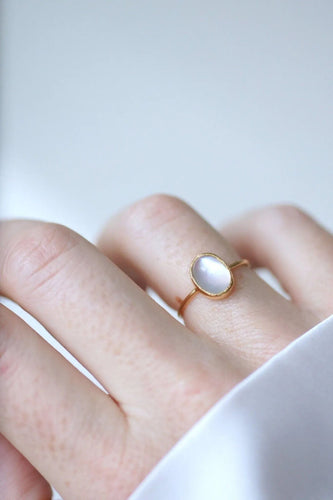 Bague Bague ancienne pierre de lune sur or jaune 58 Facettes