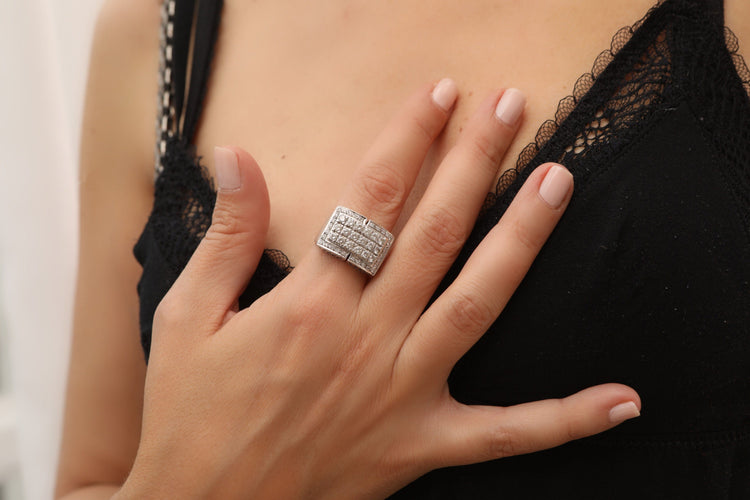 Bague Bague Tank Art Déco, or gris et diamants "Alta Luna" 58 Facettes 2388