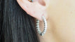 Boucles d'oreilles Créoles en Or blanc et Diamants 58 Facettes F4883