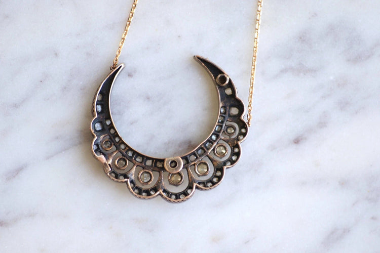 Collier Collier croissant de lune or et diamants 58 Facettes