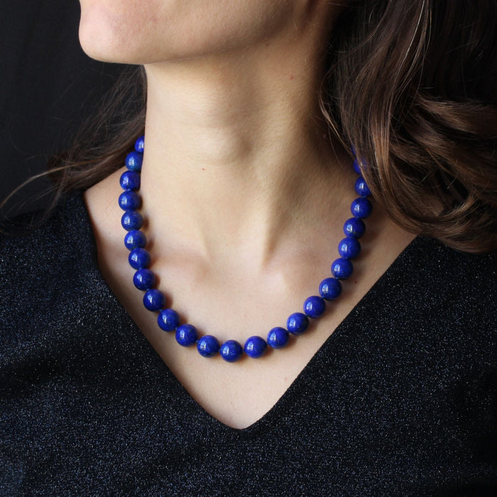 Collier Collier de perles de lapis lazuli et fermoir en or 58 Facettes 21-720