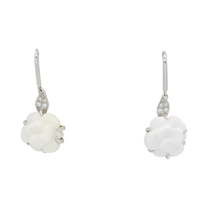 Boucles d'oreilles Boucles d'oreilles Chanel, "Camélia", or blanc, diamants. 58 Facettes 32414