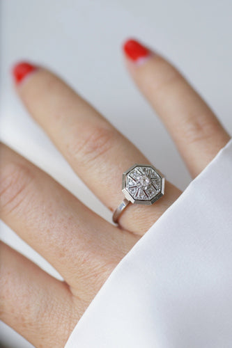 Bague Bague Hexagonale Art Déco Diamants 58 Facettes
