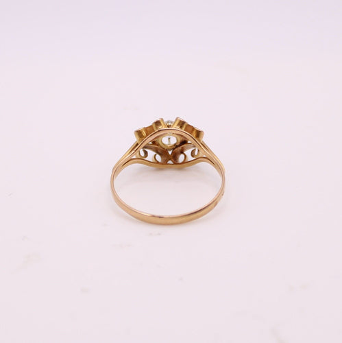 Bague Bague or jaune, pierre blanche 58 Facettes