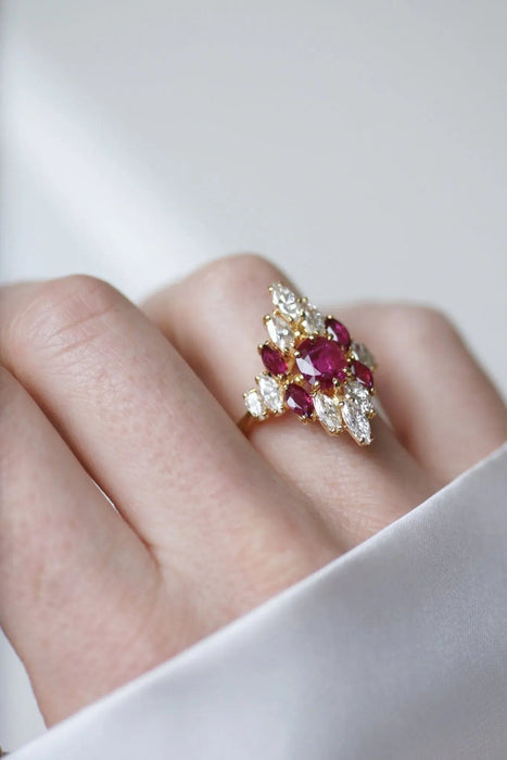 Bague 53 Bague fil marquise Or jaune Rubis Diamants 58 Facettes