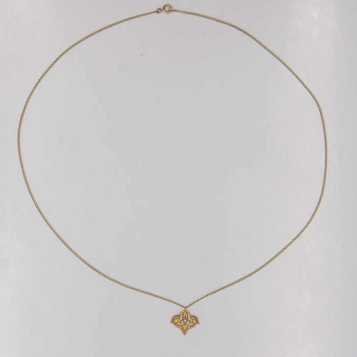 Collier Chaine ancienne et son pendentif arabesques et diamants taillés en rose 58 Facettes 23-351