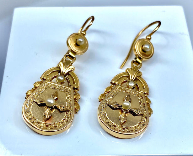Boucles d'oreilles Boucles d’oreilles perles fines Napoléon III 58 Facettes AB300