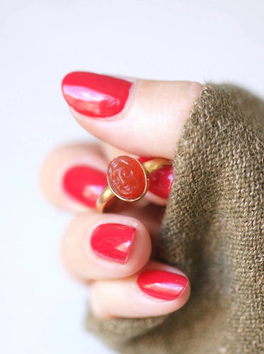 Bague Bague ancienne en or jaune et camée cornaline 58 Facettes