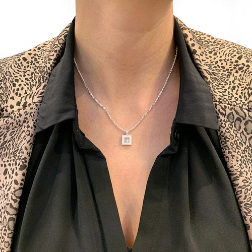 Collier Collier Chopard "Happy Diamonds" en or blanc et diamants. 58 Facettes 31164