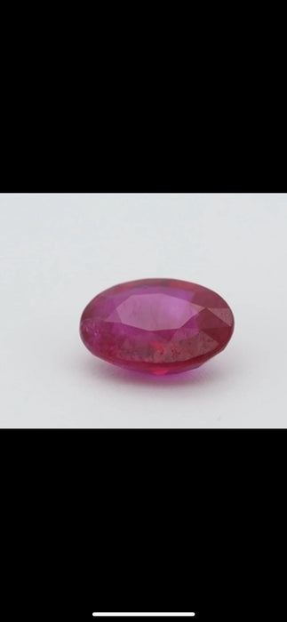 Gemstone Rubis 1.57cts chauffé couleur sang de pigeon de Birmanie certificat IGI 58 Facettes 47