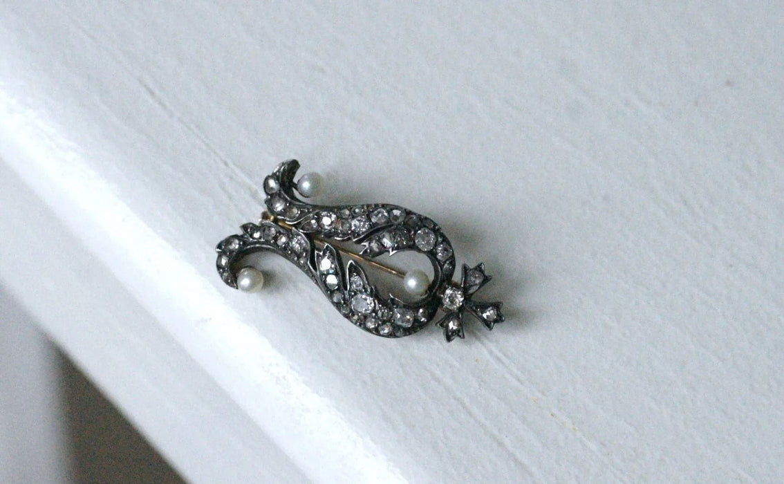 Broche Broche ancienne diamants et perles 58 Facettes