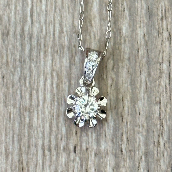 Collier Collier fleur Diamant 58 Facettes 277