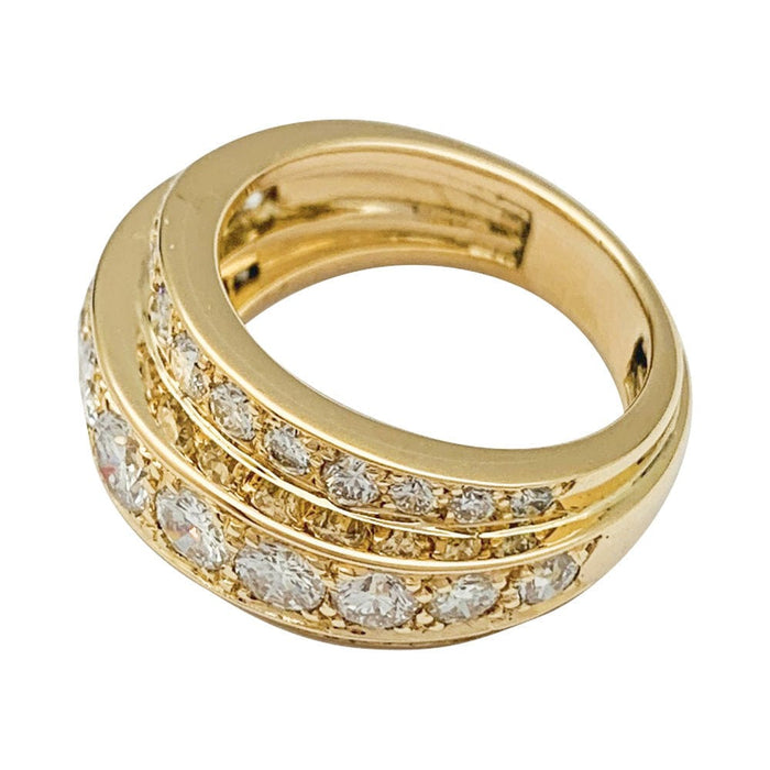 Bague Bague en or jaune, diamants. 58 Facettes