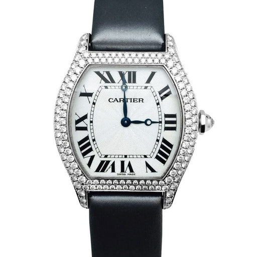 Montre Montre Cartier, modèle "Tortue", en or blanc et diamants sur satin. 58 Facettes 28025
