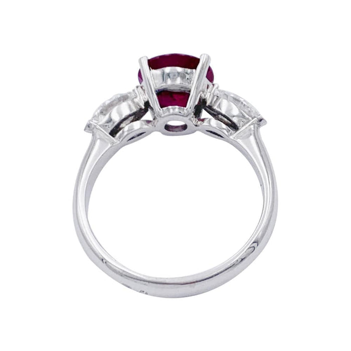 Bague 52 Bague or blanc, rubis et diamants. 58 Facettes 32370