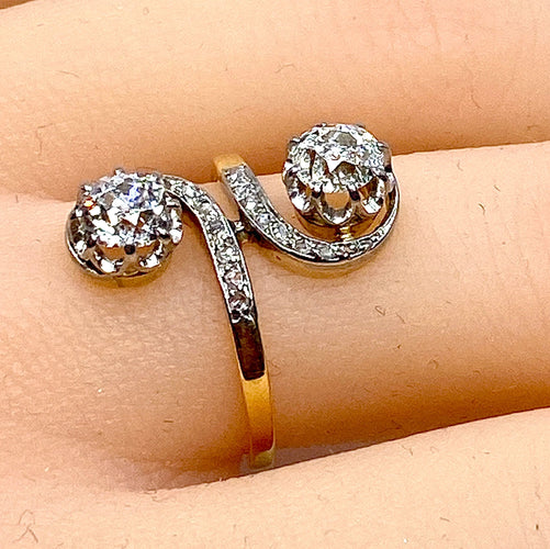 Bague 53 Bague en or blanc et or jaune 18 carats en diamants. Epoque 1900 58 Facettes AB267