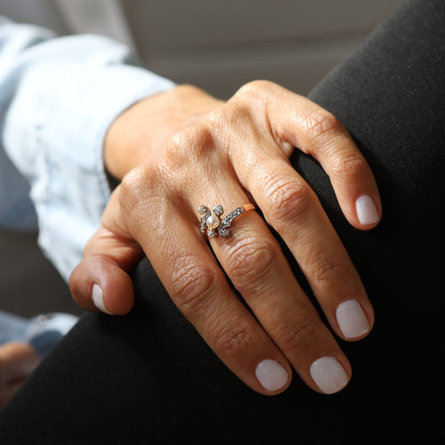Bague Bague ancienne or jaune perle et diamants "Bouton Précieux" 58 Facettes