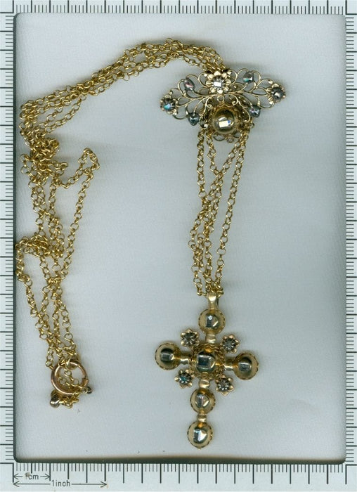 Collier Croix en or et diamants 58 Facettes 20240-0285