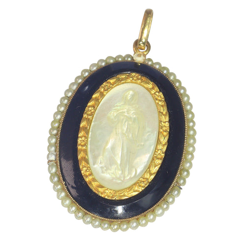 Pendentif Pendentif Médaille Marie nacre onyx et perles de rocaille 58 Facettes 23191-0428