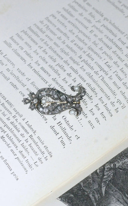 Broche Broche ancienne diamants et perles 58 Facettes