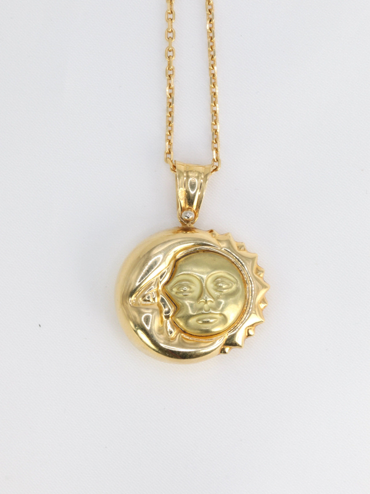 Pendentif Vintage Camée Ciel Astral - Couleur Argent, Porcelaine/émail, Poinçon 625 - Occasion En état Impeccable