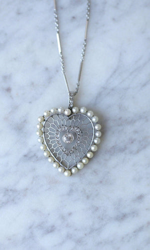 Collier Pendentif cœur diamants et perles en platine 58 Facettes