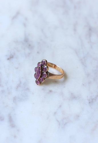 Bague Bague marquise or rose et grenats de Perpignan 58 Facettes