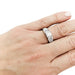 Bague 52 Bague solitaire accompagné de diamants baguette. 58 Facettes 30920