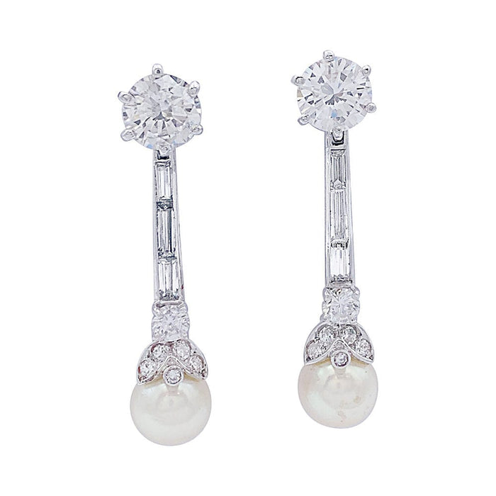 Boucles d'oreilles Boucles d'oreilles pendantes or blanc, platine, perles et diamants. 58 Facettes 32434
