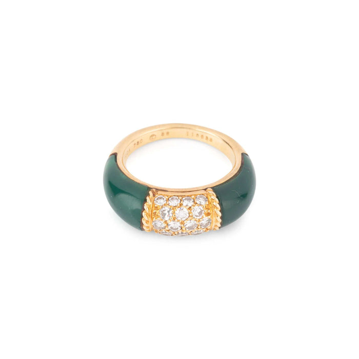 Bague Van Cleef & Arpels, bague modèle Philippine en or jaune Chrysoprase 58 Facettes 1