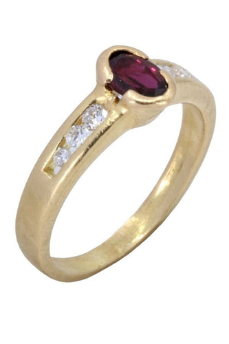 Bague 50 BAGUE MODERNE RUBIS ET DIAMANTS 58 Facettes 060251