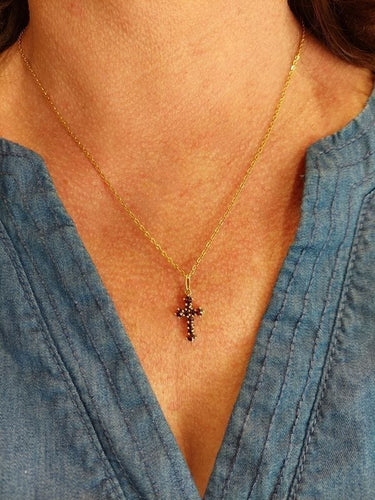 Pendentif CROIX ANCIENNE GRENATS 58 Facettes 069971